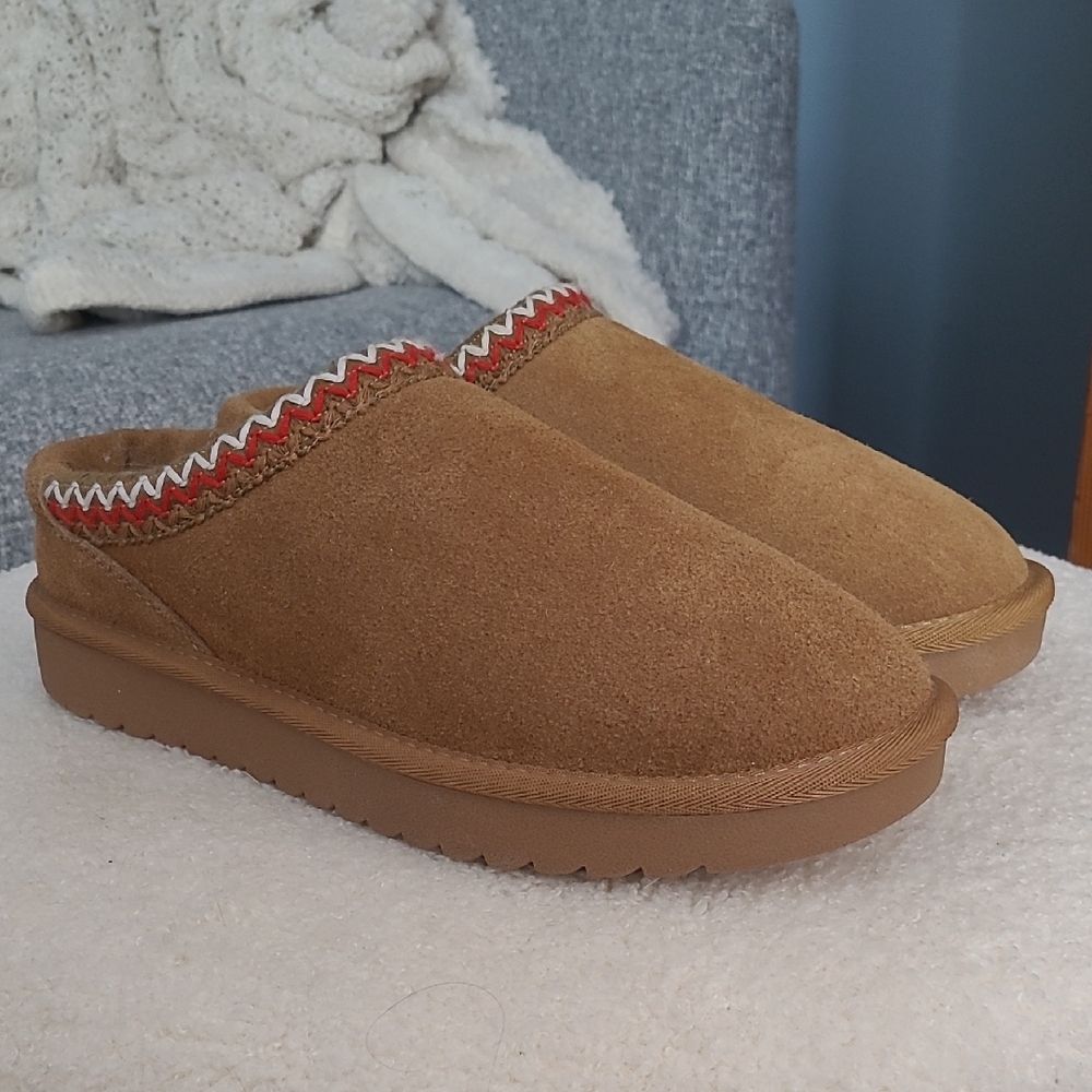 Cozy Tan Suede Slippers